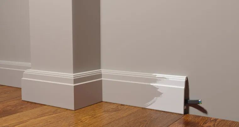 Плинтус DD102